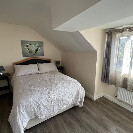 Edge Of Glastonbury And Street Town Centre, 2Bd Apt With Parking Lägenhet Exteriör bild